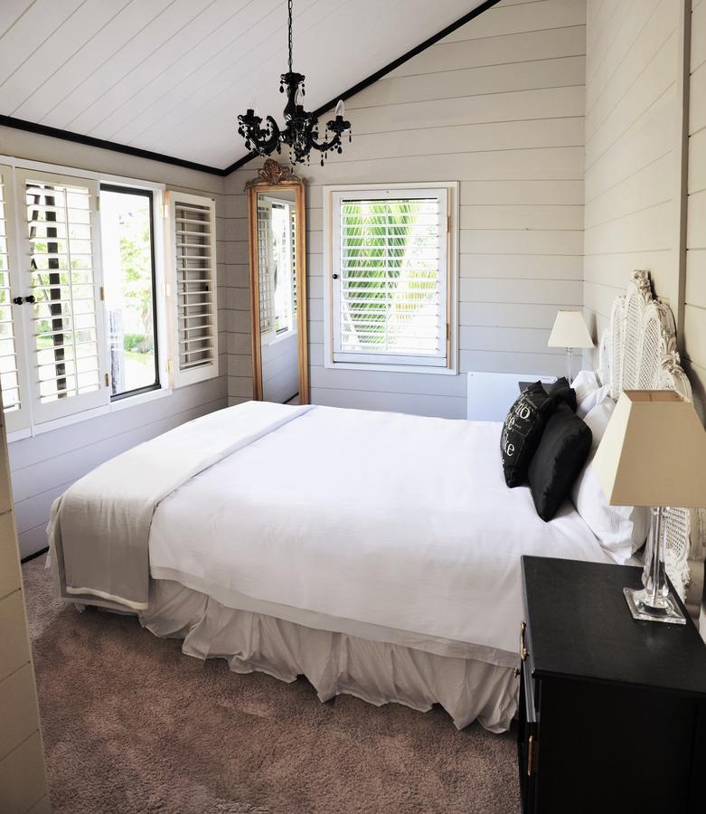 Quail Lodge Nz Snells Beach Exterior photo